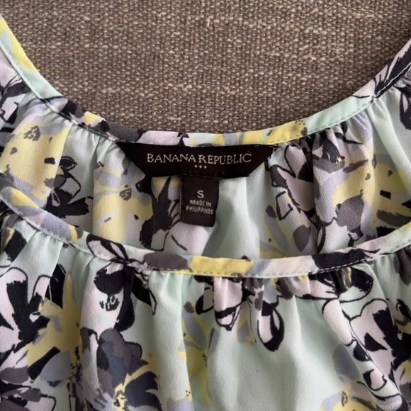 Banana Republic Floral Blouse - Light Blue and Yellow - Picture 7 of 8